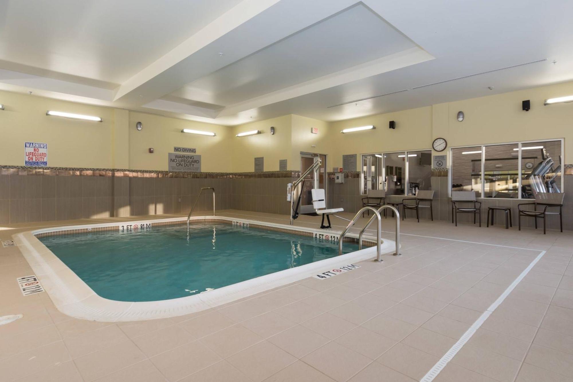 Courtyard By Marriott Fayetteville Fort Liberty - Spring Lake Eksteriør billede