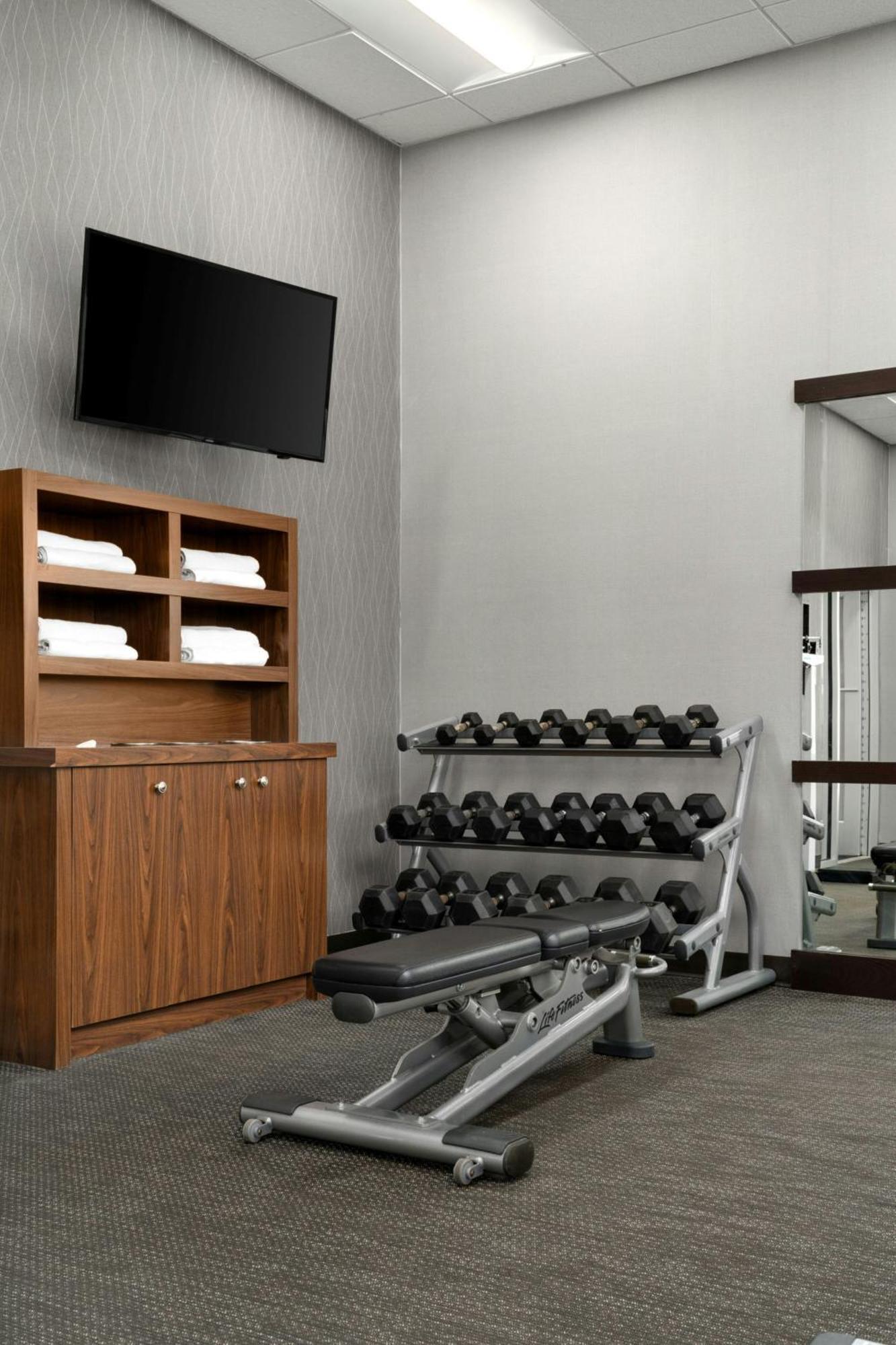 Courtyard By Marriott Fayetteville Fort Liberty - Spring Lake Eksteriør billede