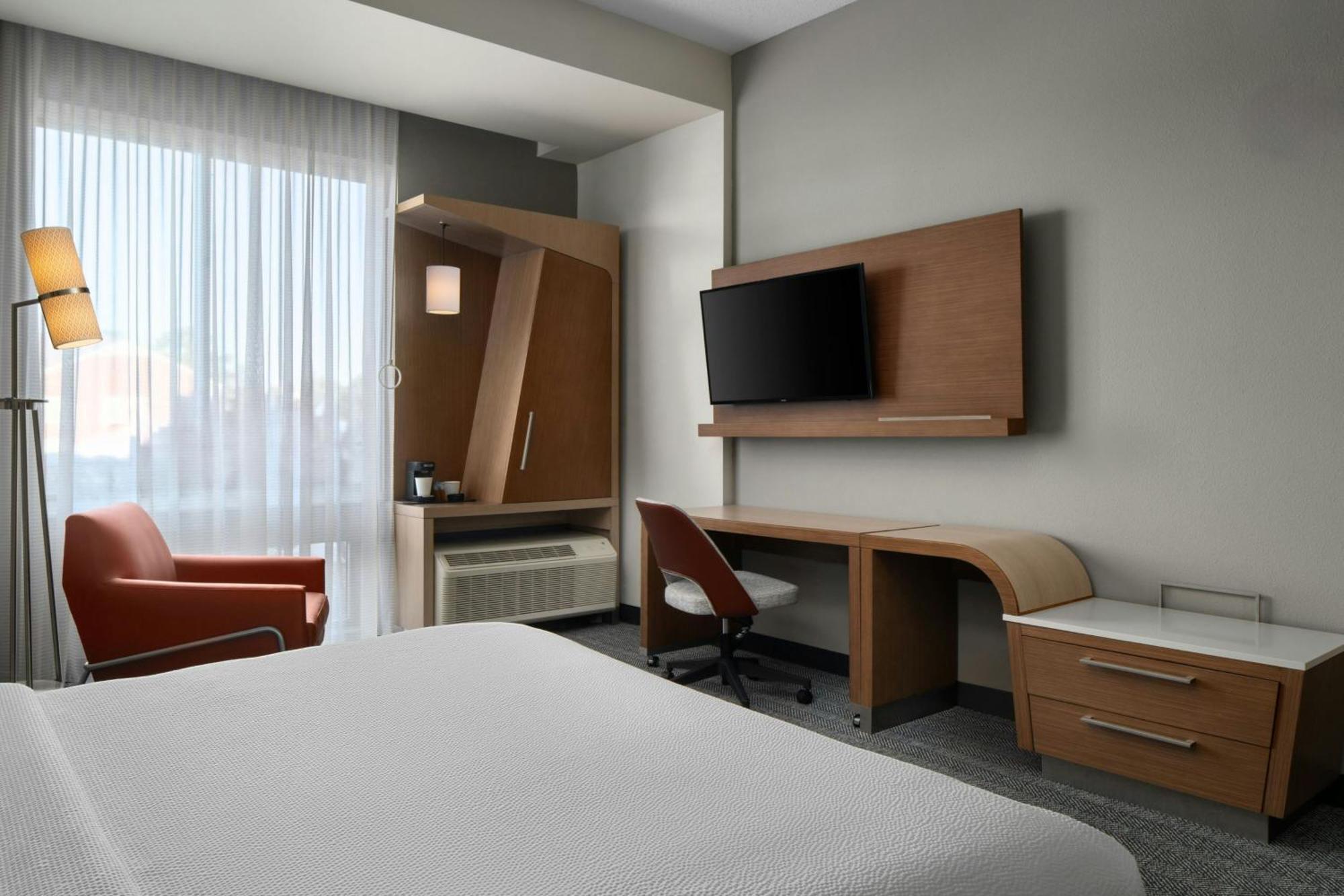 Courtyard By Marriott Fayetteville Fort Liberty - Spring Lake Eksteriør billede