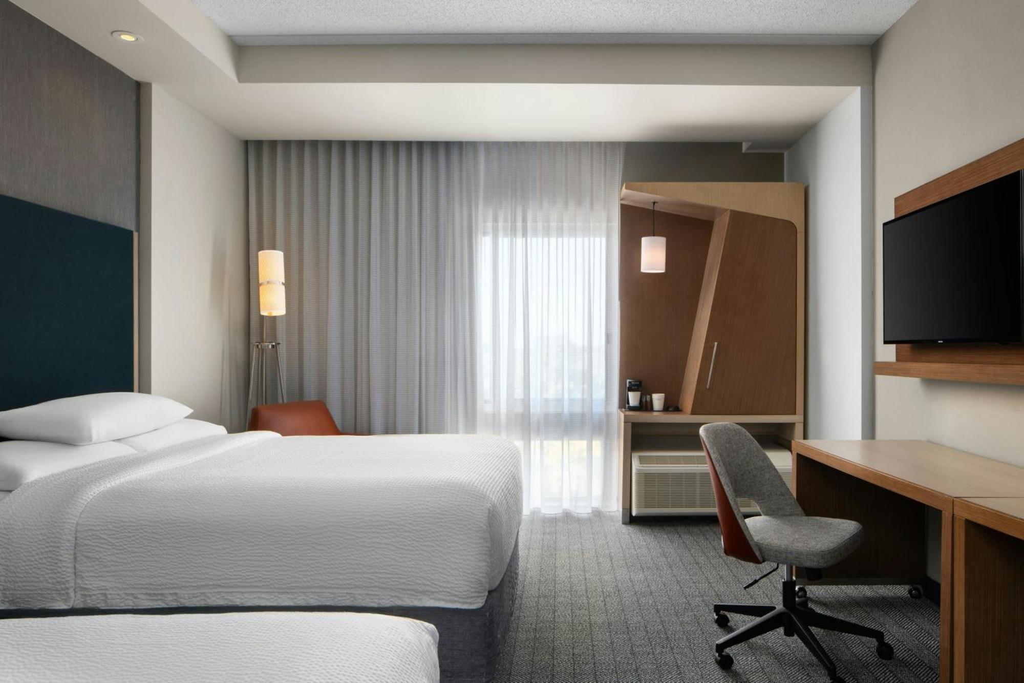 Courtyard By Marriott Fayetteville Fort Liberty - Spring Lake Eksteriør billede