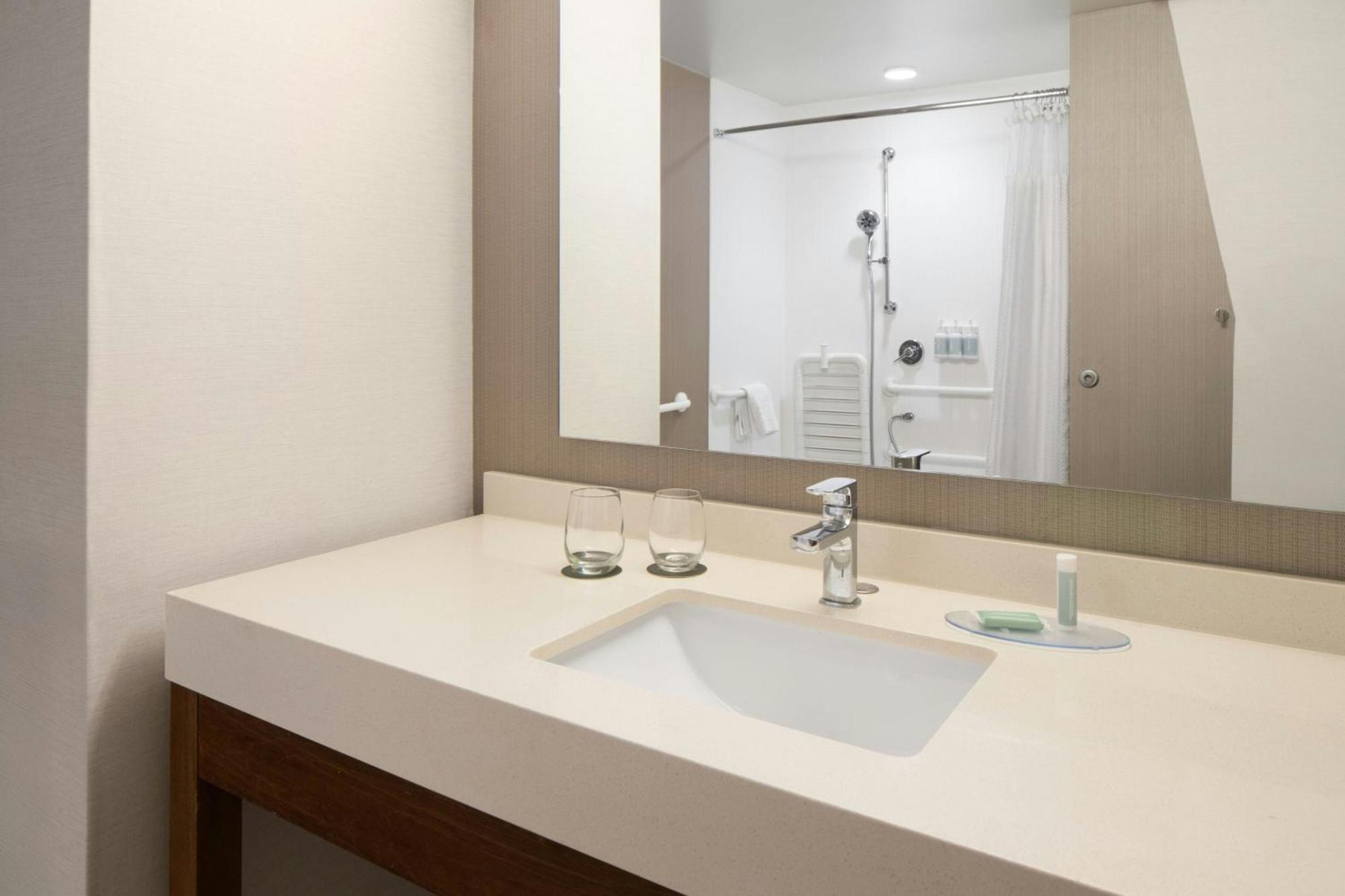 Courtyard By Marriott Fayetteville Fort Liberty - Spring Lake Eksteriør billede